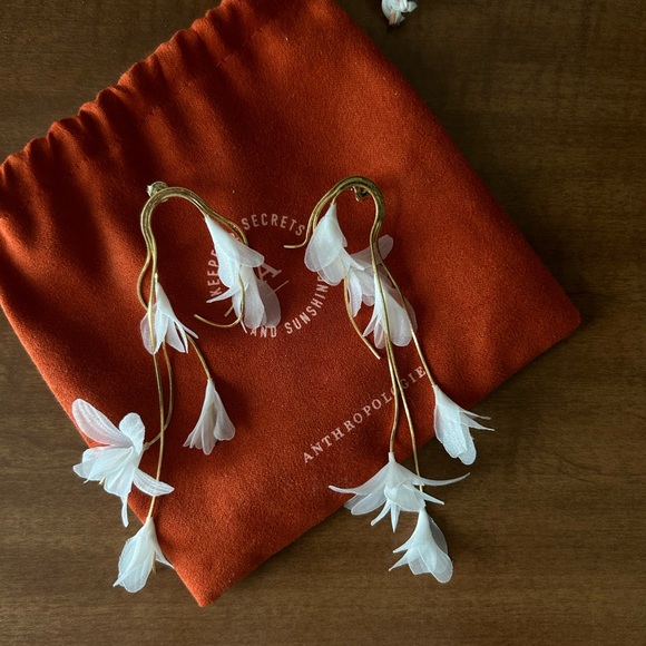 Anthropologie Bridal Earrings - Picture 3 of 3